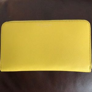 Henri Bendel Wallet